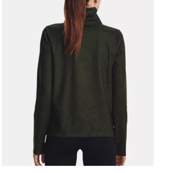 New ~ UNDER ARMOUR ~ Cold Weather Funnel Neck Top Size S - Picture 8 of 9